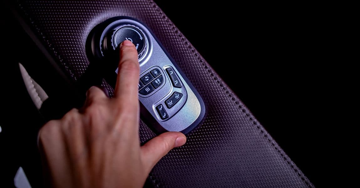 Joystick Zero Gravity e pulsanti di controllo