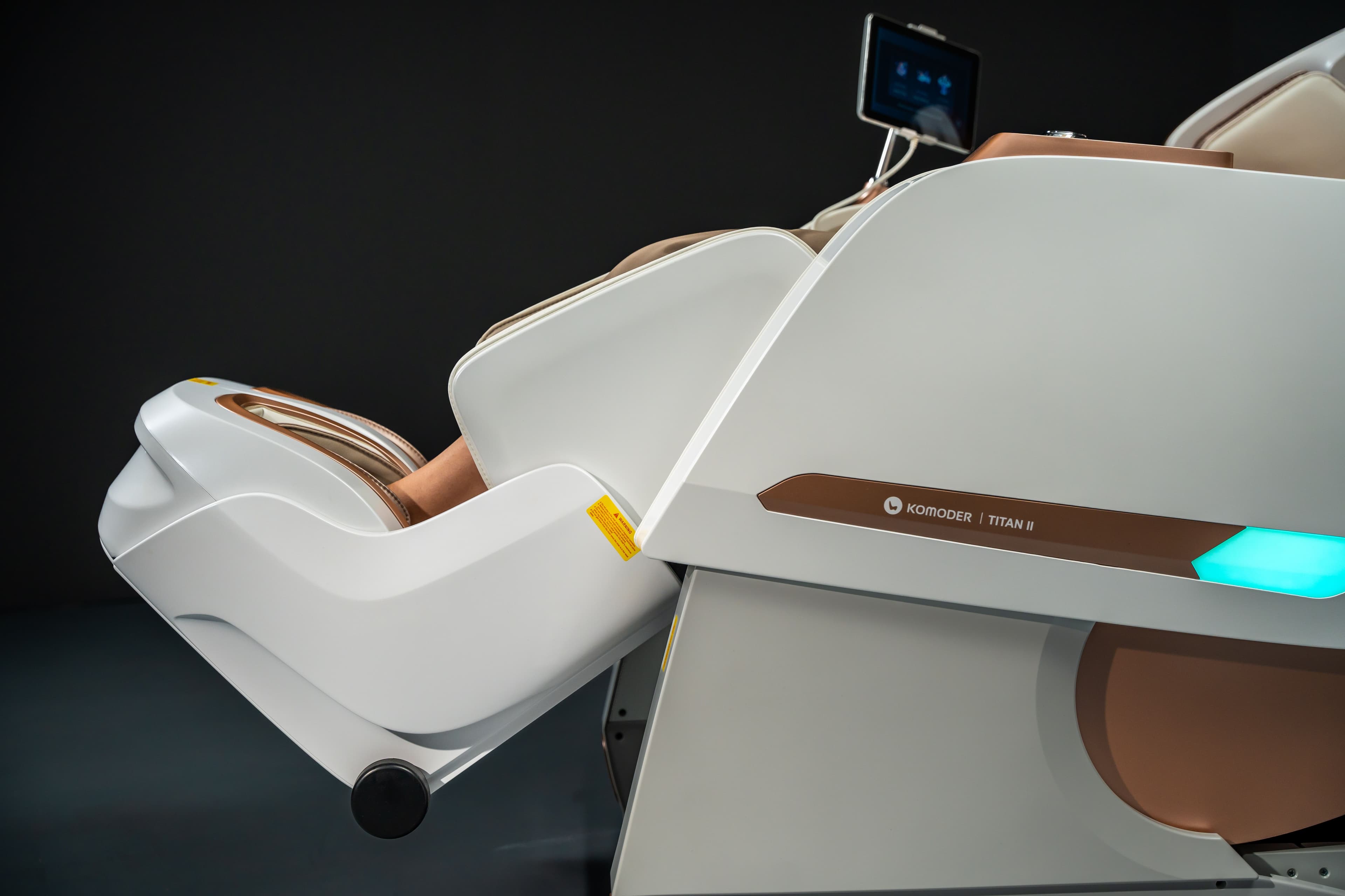 Poggiapiedi automatico estensibile